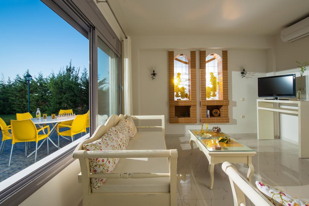 Danae Villas Chersonissos Buitenkant foto