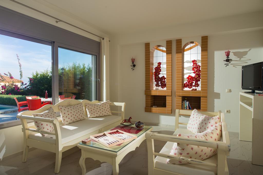 Danae Villas Chersonissos Buitenkant foto